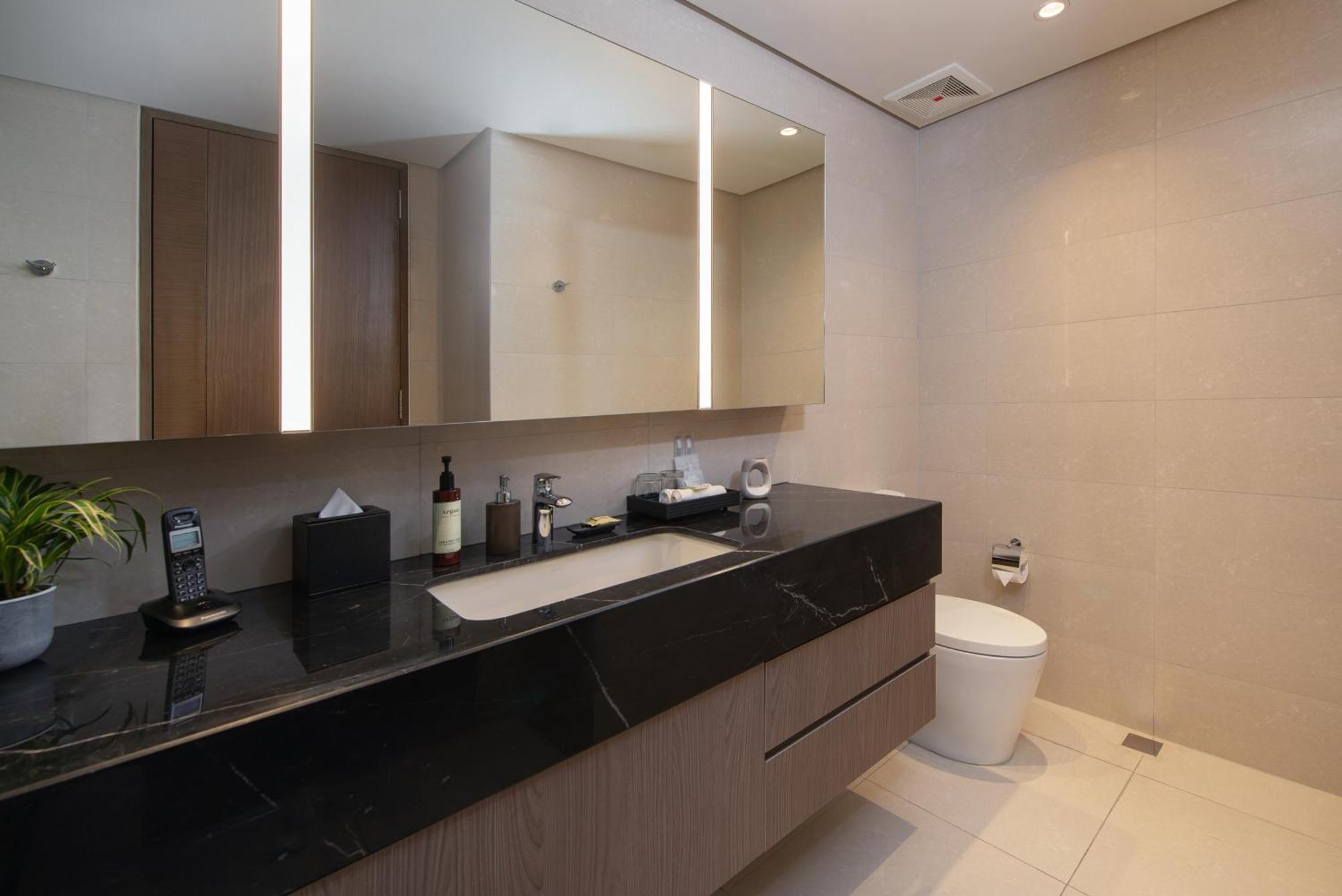 Somerset Central Salcedo Makati Makati City Kültér fotó